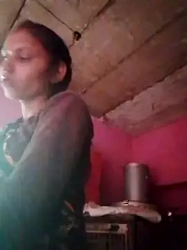 Juli rathore online show from April 25, 2026, 2:36 am