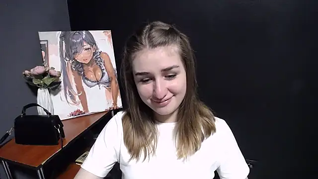 Snapshot of Sunny_siren chatting on June 18, 2026, 12:42 pm Sunny siren online show from June 18, 2026, 12:42 pm