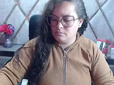 Sarah Boobs  online show from February 28, 2026, 3:07 am