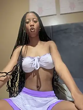 Snapshot of diamond_Ines chatting on February 2, 2026, 12:20 am diamond Ines online show from February 2, 2026, 12:20 am