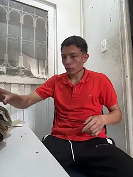 santiObrero online show from May 20, 2026, 3:40 pm