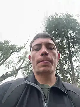 santiObrero online show from July 25, 2026, 3:31 pm