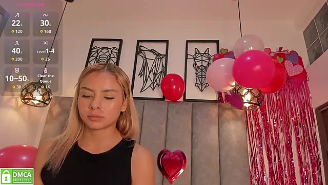 Zamahara Rodriguez online show from February 16, 2026, 7:54 pm