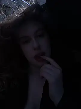 LilianBliss online show from June 4, 2026, 8:53 am