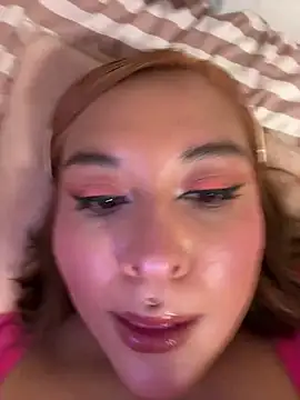 Nailealipsglossy online show from February 15, 2026, 10:14 am