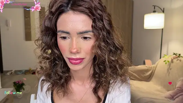 AyanaLys online show from April 11, 2026, 5:39 pm