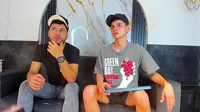 Angel Villareal online show from February 20, 2026, 5:04 am