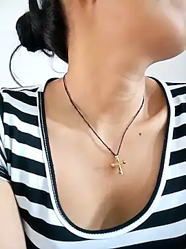 mitzukywinteer online show from March 6, 2026, 8:49 pm