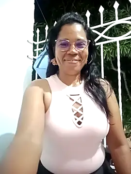 Snapshot of Yandris_1212 chatting on January 19, 2026, 1:31 am Yandris 1212 online show from January 19, 2026, 1:31 am