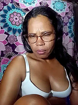 Snapshot of Yandris_1212 chatting on February 7, 2026, 1:53 am Yandris 1212 online show from February 7, 2026, 1:53 am