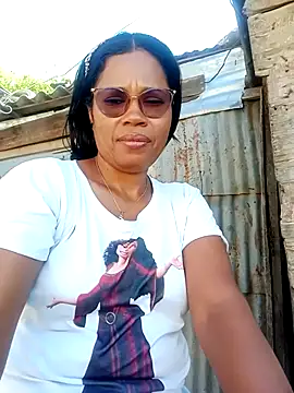 Snapshot of Yandris_1212 chatting on February 11, 2026, 2:11 pm Yandris 1212 online show from February 11, 2026, 2:11 pm