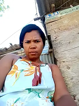 Snapshot of Yandris_1212 chatting on February 14, 2026, 2:47 pm Yandris 1212 online show from February 14, 2026, 2:47 pm