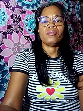 Snapshot of Yandris_1212 chatting on February 16, 2026, 2:18 am Yandris 1212 online show from February 16, 2026, 2:18 am
