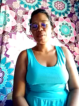 Snapshot of Yandris_1212 chatting on February 17, 2026, 1:51 pm Yandris 1212 online show from February 17, 2026, 1:51 pm