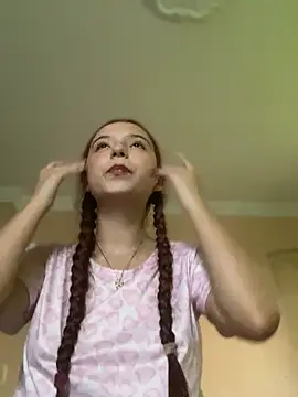 Snapshot of Carithooo chatting on February 11, 2026, 10:59 pm Carithooo online show from February 11, 2026, 10:59 pm