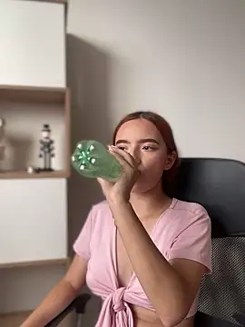 Carithooo online show from March 20, 2026, 8:46 pm