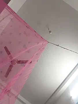 Hot-Tinaa online show from February 26, 2026, 2:21 am