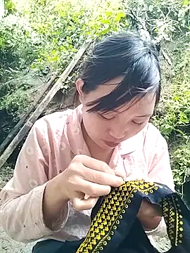 lia-coy online show from February 11, 2026, 3:22 am