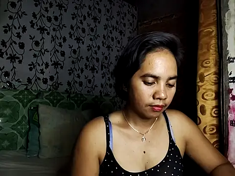 LoveSammantha24xxx online show from April 25, 2026, 6:16 am