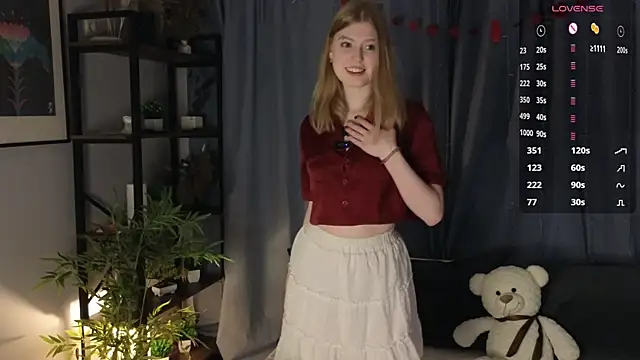 Snapshot of LanaRoxxy chatting on February 13, 2026, 11:17 am LanaRoxxy online show from February 13, 2026, 11:17 am