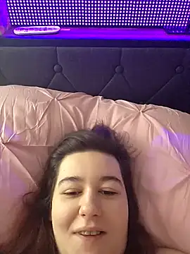 Ashlovescannabis online show from March 23, 2026, 1:04 pm