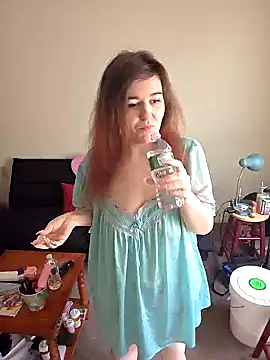 Ashlovescannabis online show from April 6, 2026, 1:45 pm