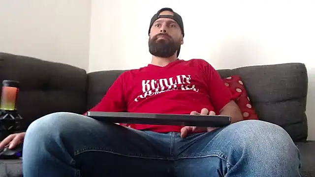 Snapshot of SpermsBank chatting on January 15, 2025, 8:37 pm SpermsBank online show from January 15, 2025, 8:37 pm