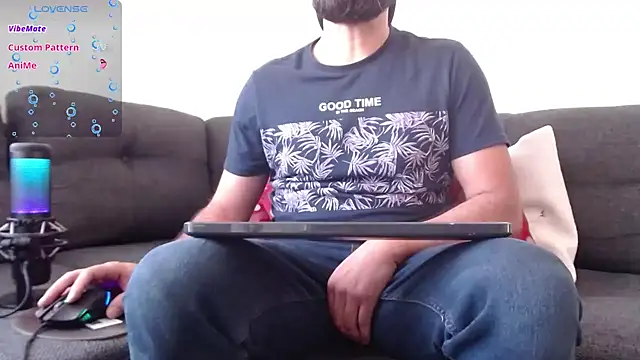 Snapshot of SpermsBank chatting on January 27, 2025, 8:39 pm SpermsBank online show from January 27, 2025, 8:39 pm