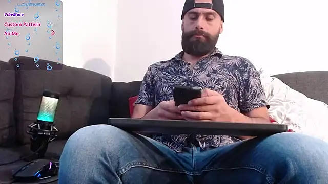 Snapshot of SpermsBank chatting on February 5, 2025, 10:55 pm SpermsBank online show from February 5, 2025, 10:55 pm