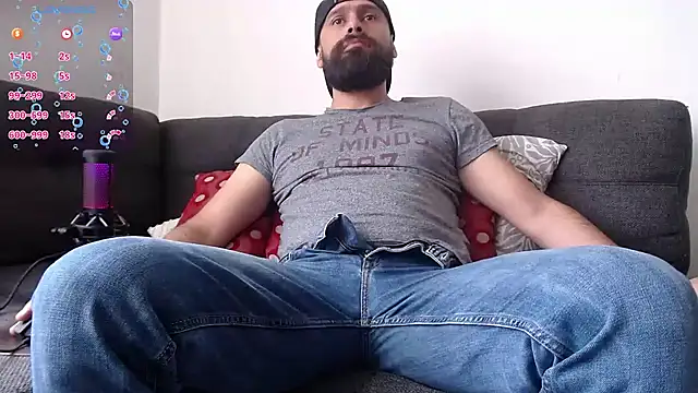 Snapshot of SpermsBank chatting on February 17, 2025, 2:59 pm SpermsBank online show from February 17, 2025, 2:59 pm