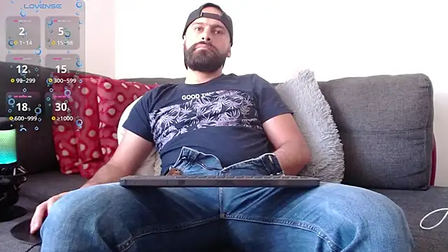 Snapshot of SpermsBank chatting on September 28, 2025, 9:31 pm SpermsBank online show from September 28, 2025, 9:31 pm