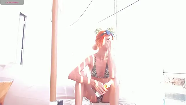 KikkoLee online show from June 26, 2026, 4:11 pm
