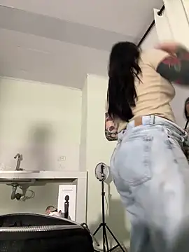 KathiaJenner online show from February 24, 2026, 11:52 am