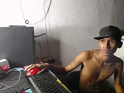 Snapshot of master_tattoo chatting on February 3, 2026, 1:37 am master tattoo online show from February 3, 2026, 1:37 am