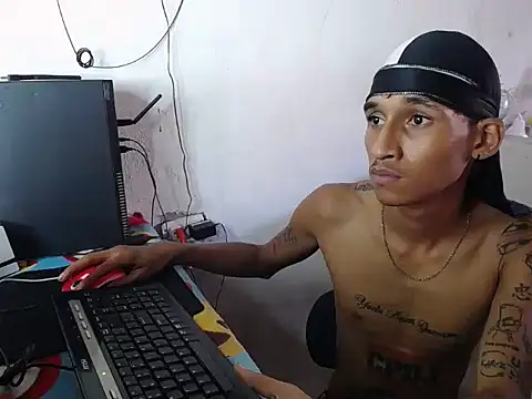 Snapshot of master_tattoo chatting on February 3, 2026, 8:58 pm master tattoo online show from February 3, 2026, 8:58 pm