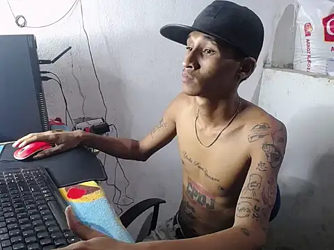 Snapshot of master_tattoo chatting on February 5, 2026, 12:48 am master tattoo online show from February 5, 2026, 12:48 am