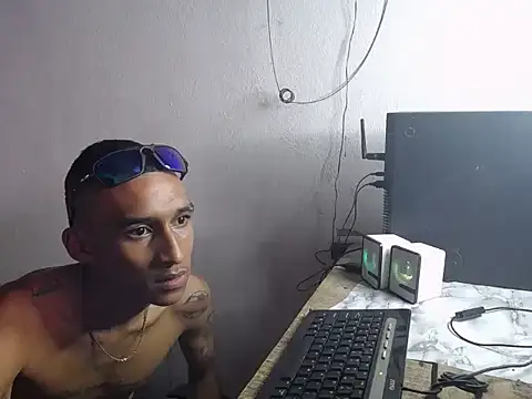 Snapshot of master_tattoo chatting on February 10, 2026, 9:08 pm master tattoo online show from February 10, 2026, 9:08 pm