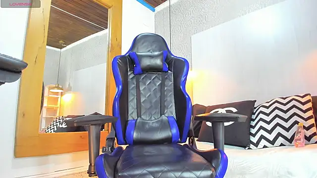 Snapshot of Dusan_Grey77 chatting on February 24, 2026, 3:59 am Dusan Grey77 online show from February 24, 2026, 3:59 am