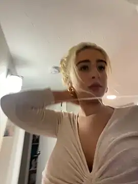 Pink mink21 online show from February 5, 2026, 12:26 am