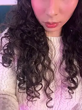 Snapshot of IrinaBlanc chatting on February 4, 2026, 3:45 am IrinaBlanc online show from February 4, 2026, 3:45 am