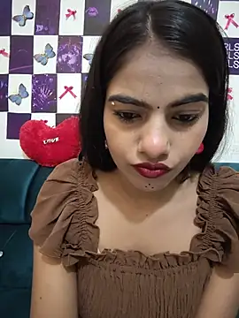 Snapshot of Alisha_Babyy chatting on June 20, 2026, 3:42 am Alisha Babyy online show from June 20, 2026, 3:42 am