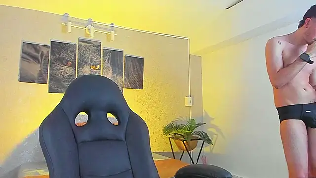 Nils saintt online show from March 4, 2026, 3:56 am