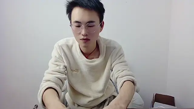 Snapshot of Aint686 chatting on February 6, 2026, 10:29 am Aint686 online show from February 6, 2026, 10:29 am