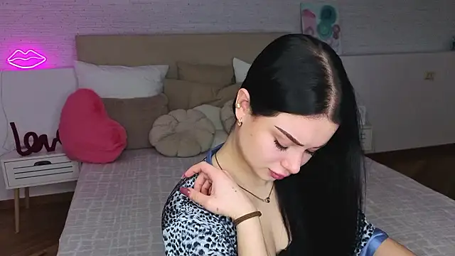 Silena sky online show from March 26, 2026, 7:58 am