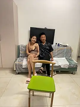 xiaotiantian-10 online show from March 8, 2026, 9:02 am