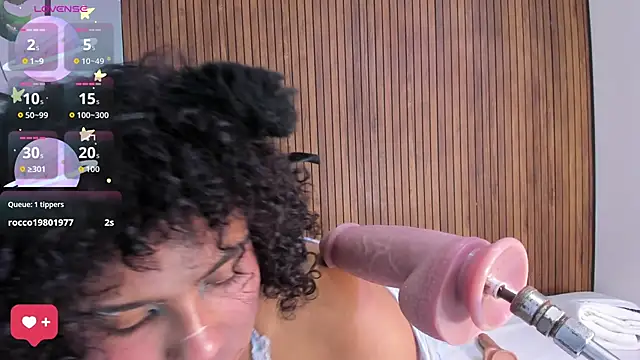 sexy curlylady online show from April 11, 2026, 12:04 am