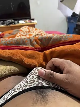 Snapshot of Escanor1201 chatting on February 7, 2026, 5:49 pm Escanor1201 online show from February 7, 2026, 5:49 pm