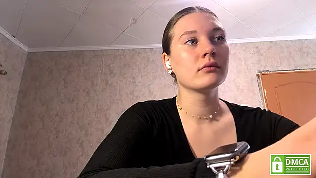 Jolievic online show from March 25, 2026, 11:38 am