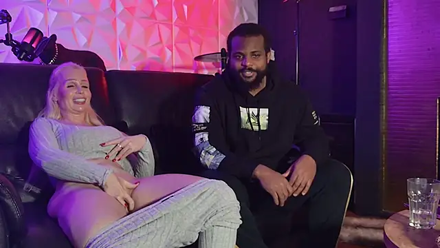 lynnlynxxx online show from January 17, 2026, 11:41 pm