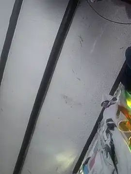 Snapshot of michell_veryhot chatting on February 27, 2026, 1:11 pm michell veryhot online show from February 27, 2026, 1:11 pm